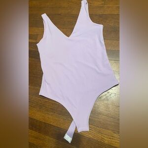 V-Neck Lavender Sleeveless Bodysuit for Women